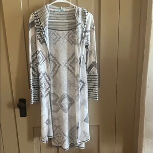 Maurices Gray and White Long Cardigan Sweater
